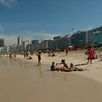 Quarto Casa De Familia Copacabana