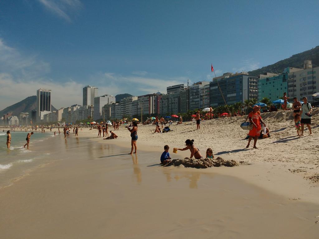 Quarto Casa De Familia Copacabana